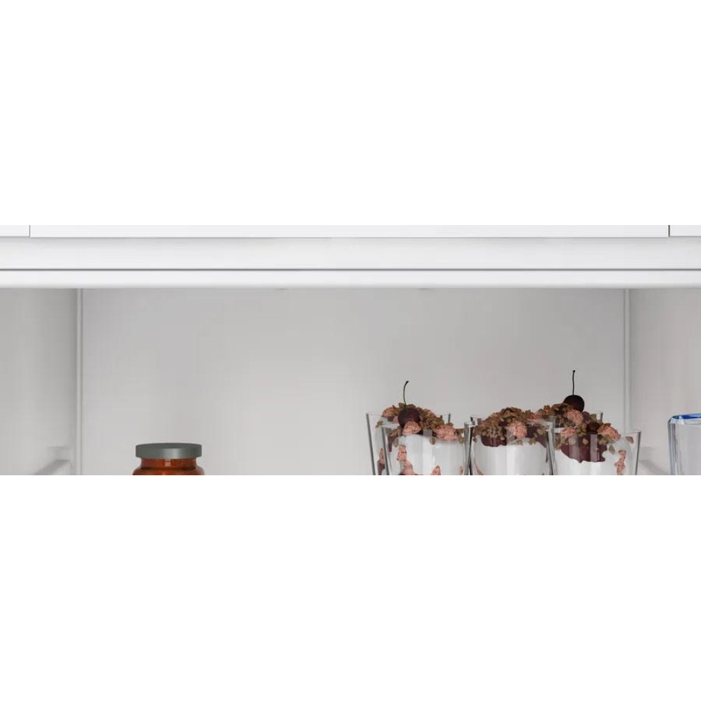 Встраиваемый двухкамерный холодильник Bosch KIN96NSE0