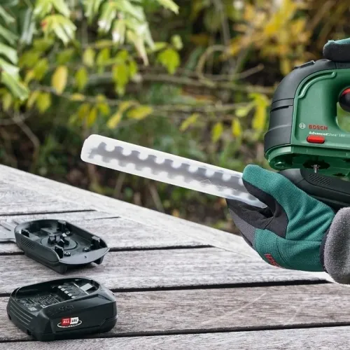 Bosch AdvancedShear 18V-10 Solo ножницы аккумуляторные для травы (без АКБ и ЗУ), 0600857001