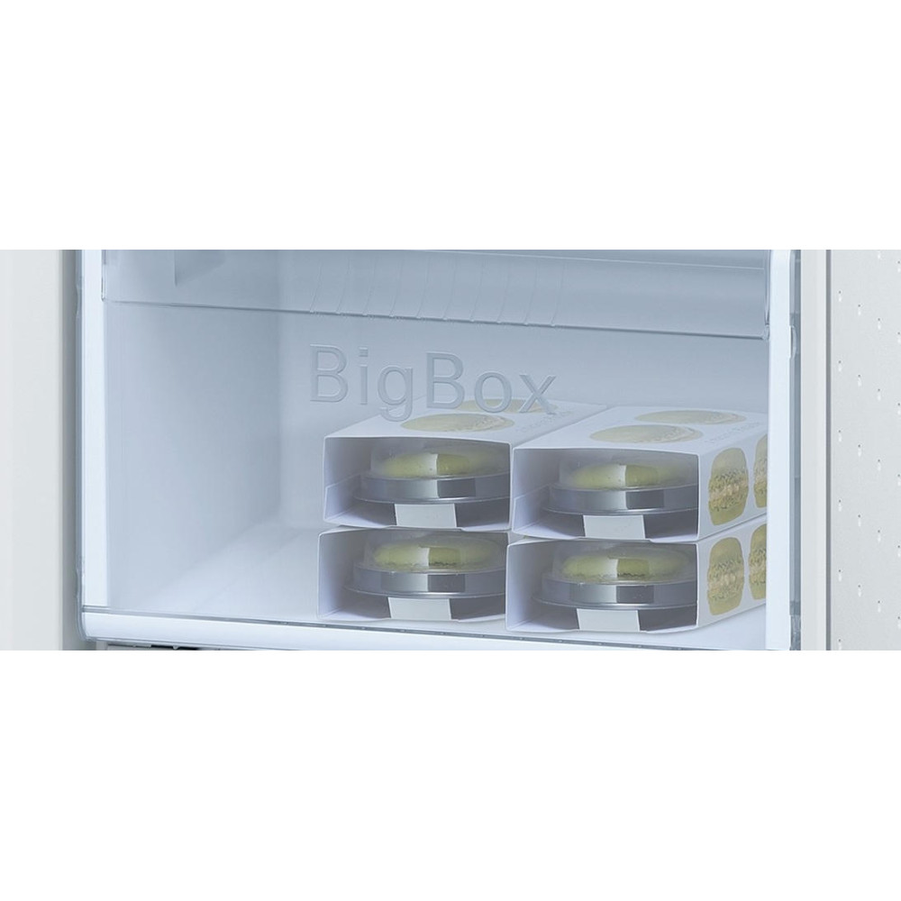 Двухкамерный холодильник Bosch KGN39XC15R