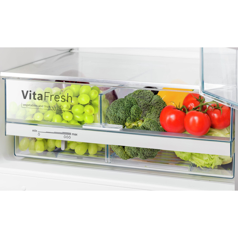 Двухкамерный холодильник Bosch KGE39XK2AR