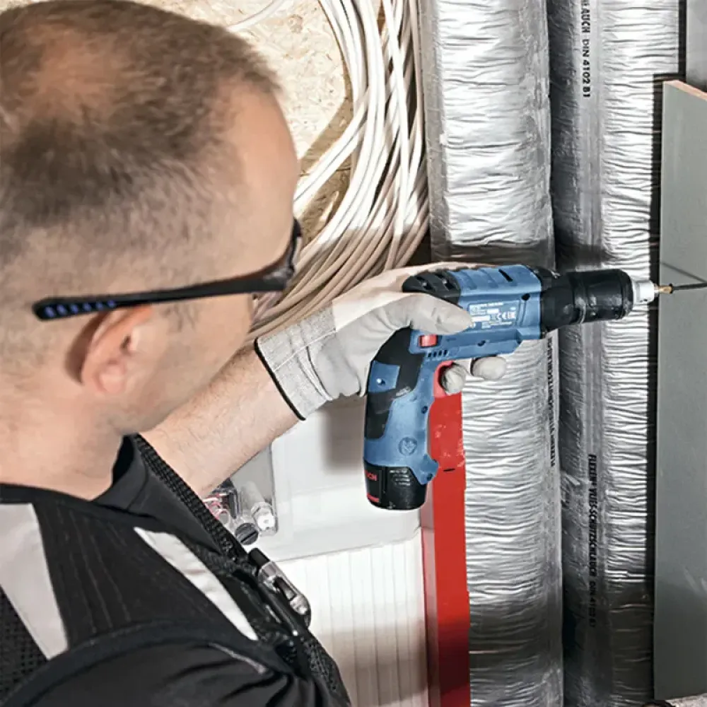 Bosch GTB 12V-11 Professional аккумуляторный шуруповерт (2 x 3 Ач, ЗУ), 06019E4004