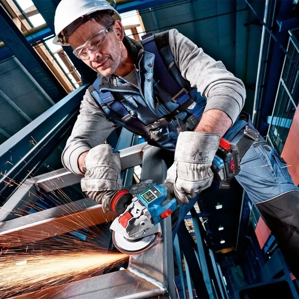 Bosch GWX 18V-15 SC Professional аккумуляторная болгарка (2 x 8 Ач, ЗУ), 06019H6501