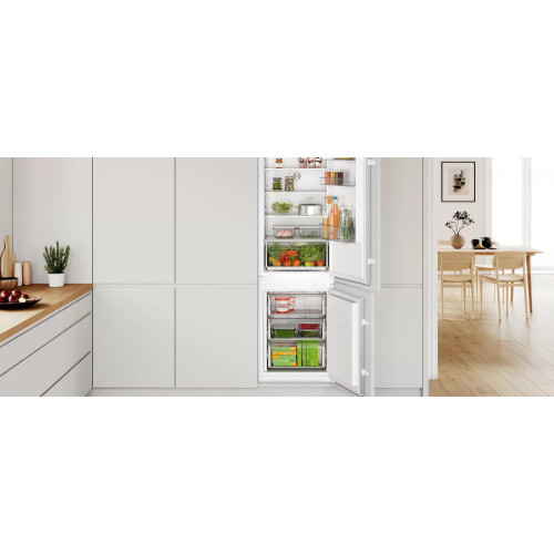 Встраиваемый двухкамерный холодильник Bosch KIN86NSF0