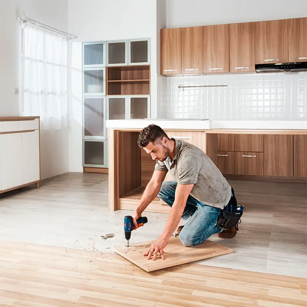 Bosch GSR 120-LI Professional аккумуляторная дрель-шуруповерт (2 x 2 Ач, ЗУ), 06019G8020