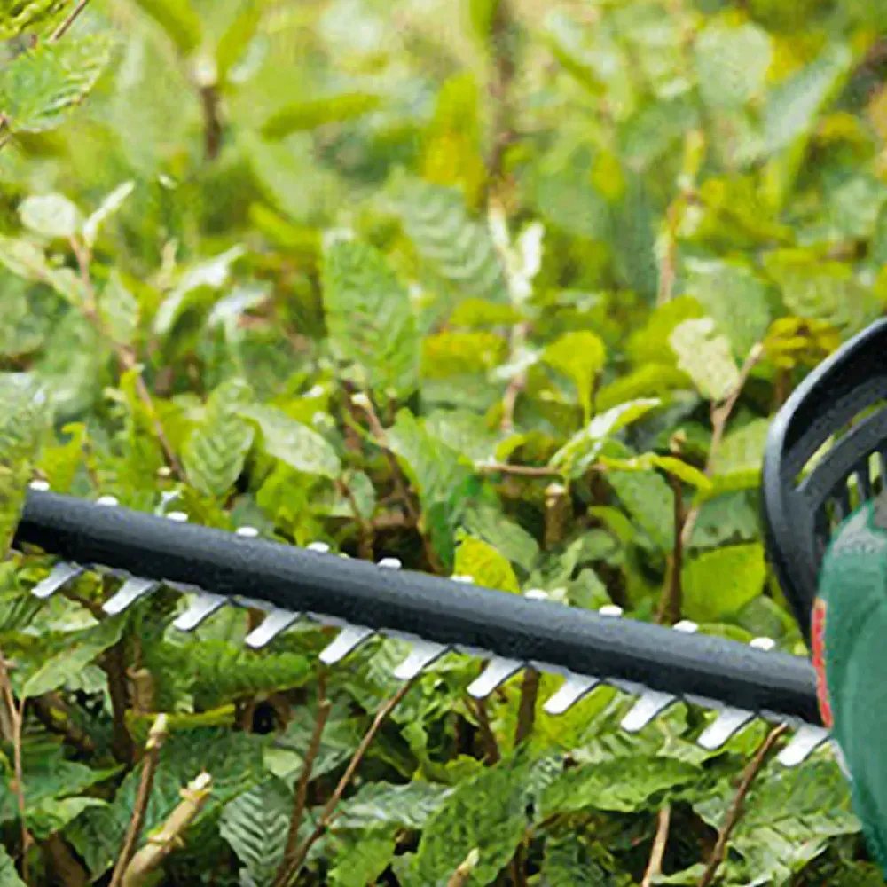 Bosch UniversalHedgeCut 18V-50 Solo аккумуляторный кусторез (без АКБ и ЗУ), 0600849K00